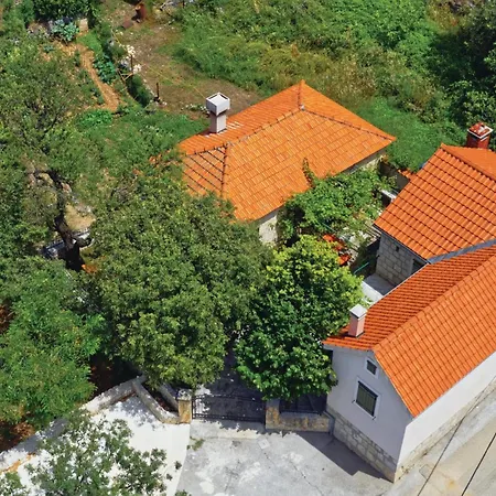 Pet Friendly In With Wifi Vikendica Tucepi