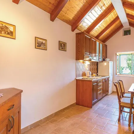 Pet Friendly In With Wifi Vikendica Tucepi